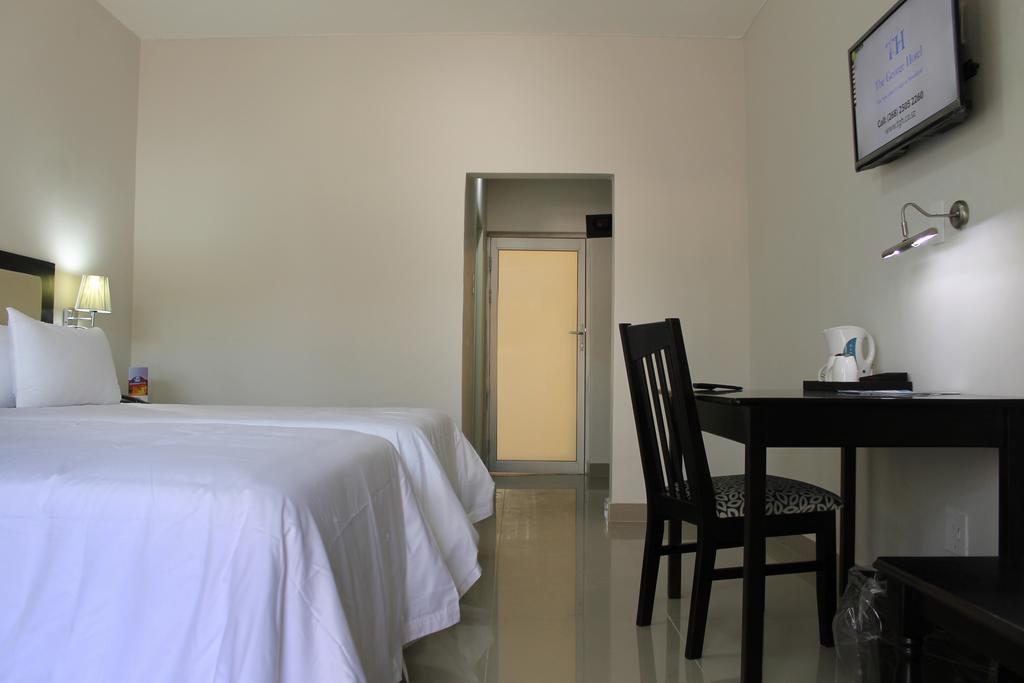 The George Hotel Manzini Esterno foto