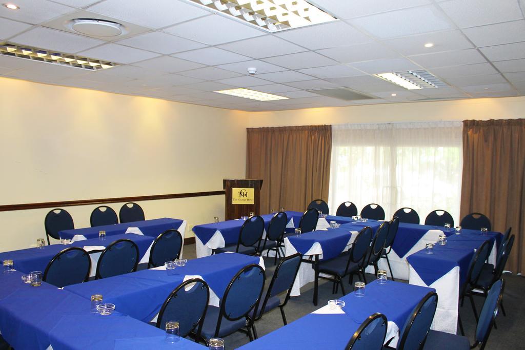 The George Hotel Manzini Esterno foto