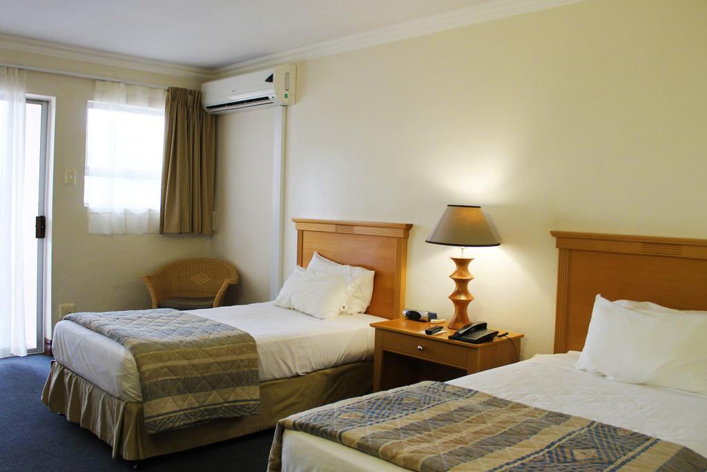 The George Hotel Manzini Esterno foto