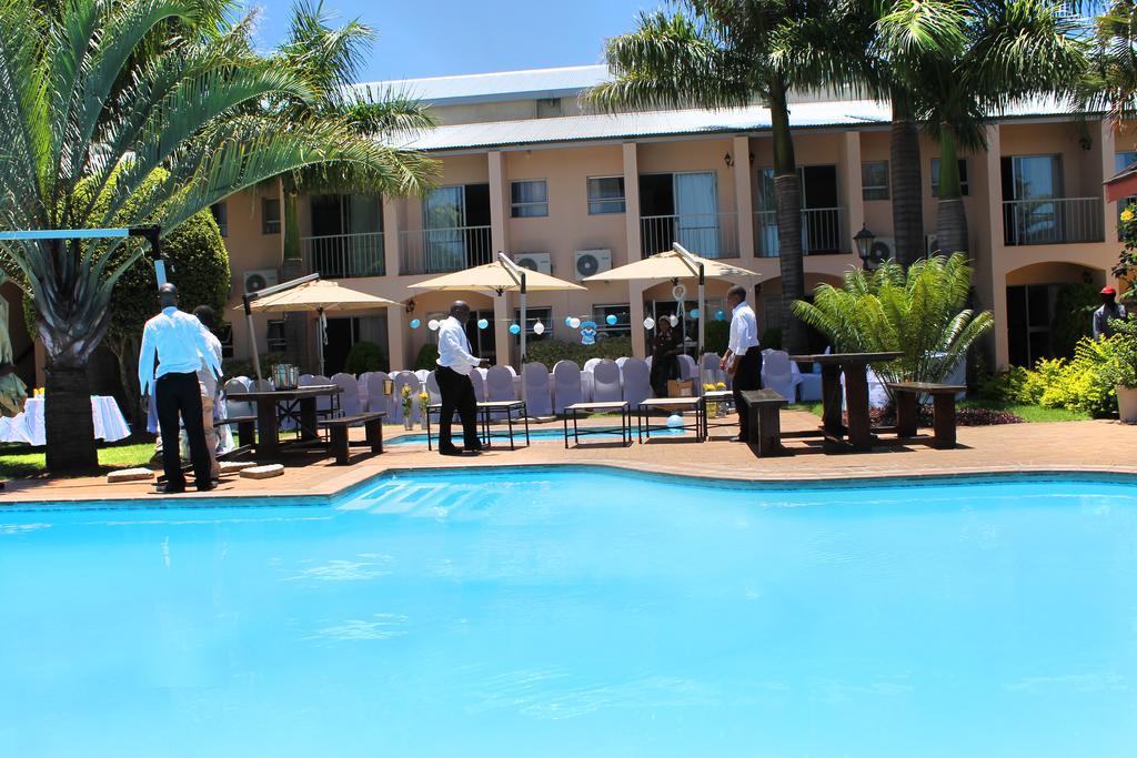 The George Hotel Manzini Esterno foto