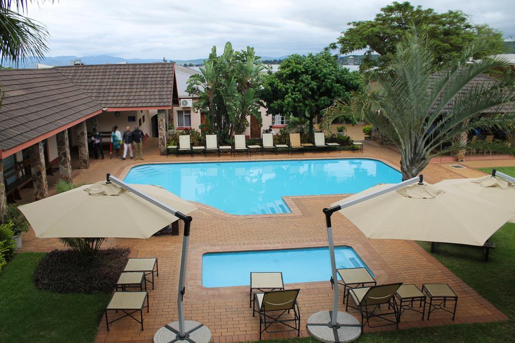 The George Hotel Manzini Esterno foto