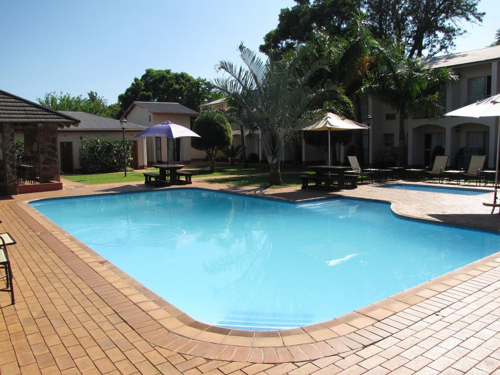 The George Hotel Manzini Esterno foto