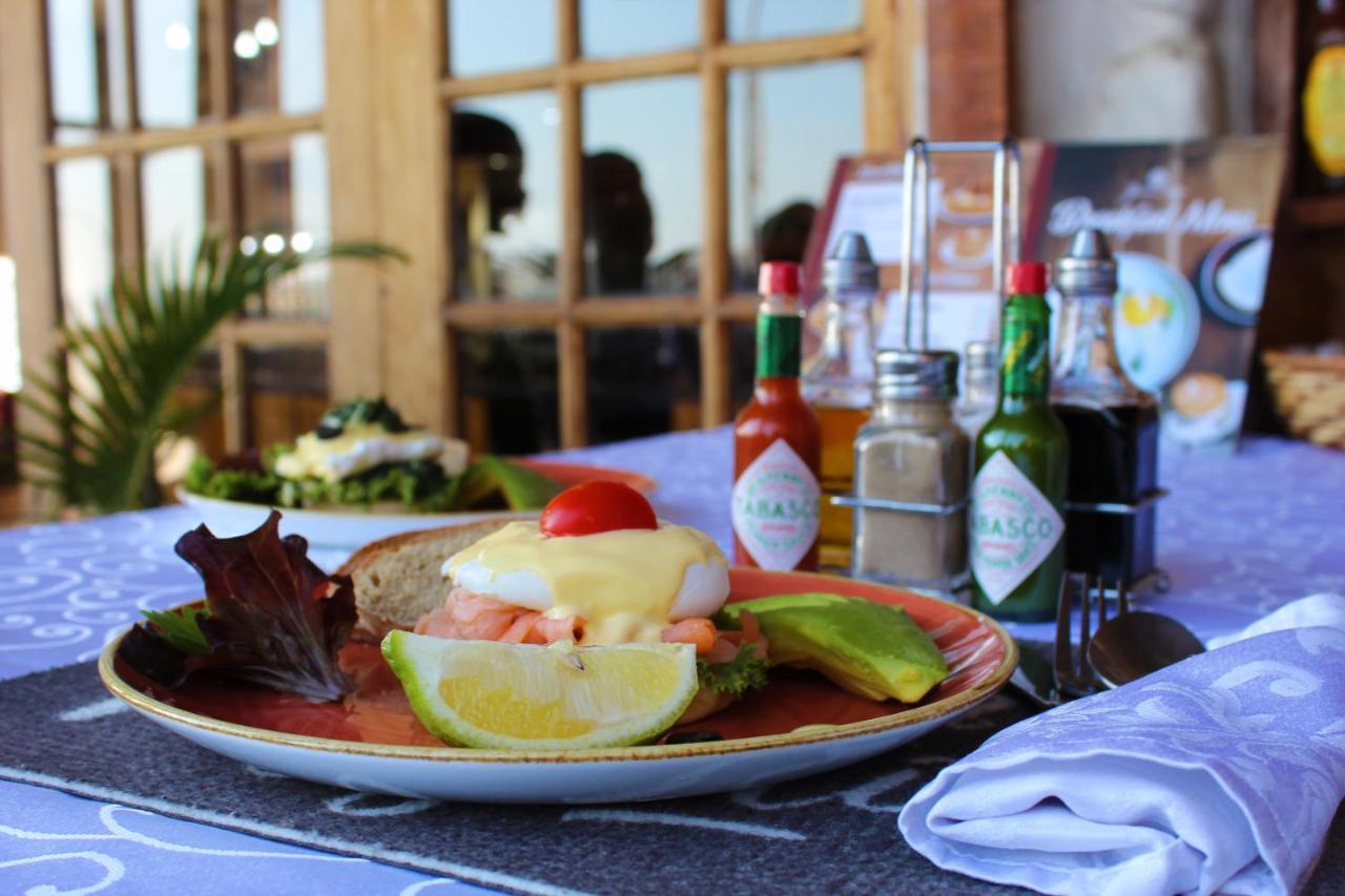 The George Hotel Manzini Esterno foto